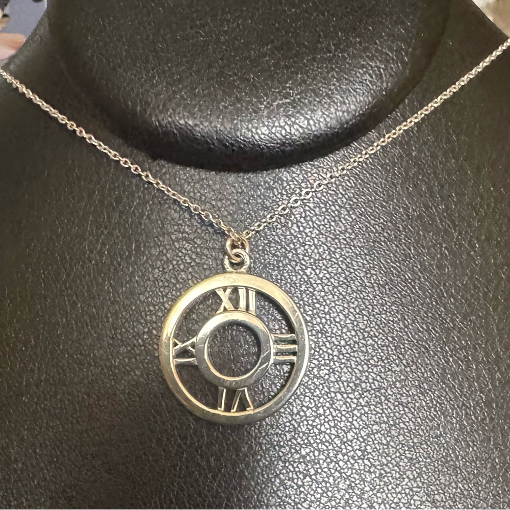 Tiffany & Co Atlas Round Pendant & Necklace 16" Sterling Silver 925 EUC